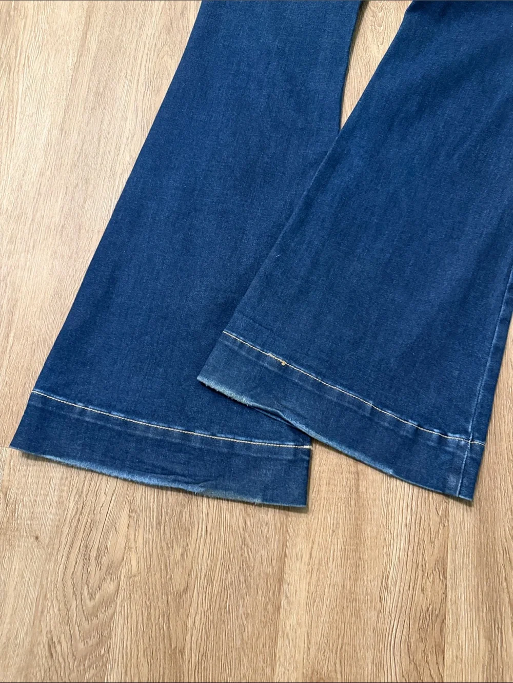 Judy Blue Mid Rise Classic Flare Jeans Size 7/28 Dark Wash Stretch Denim JB88262